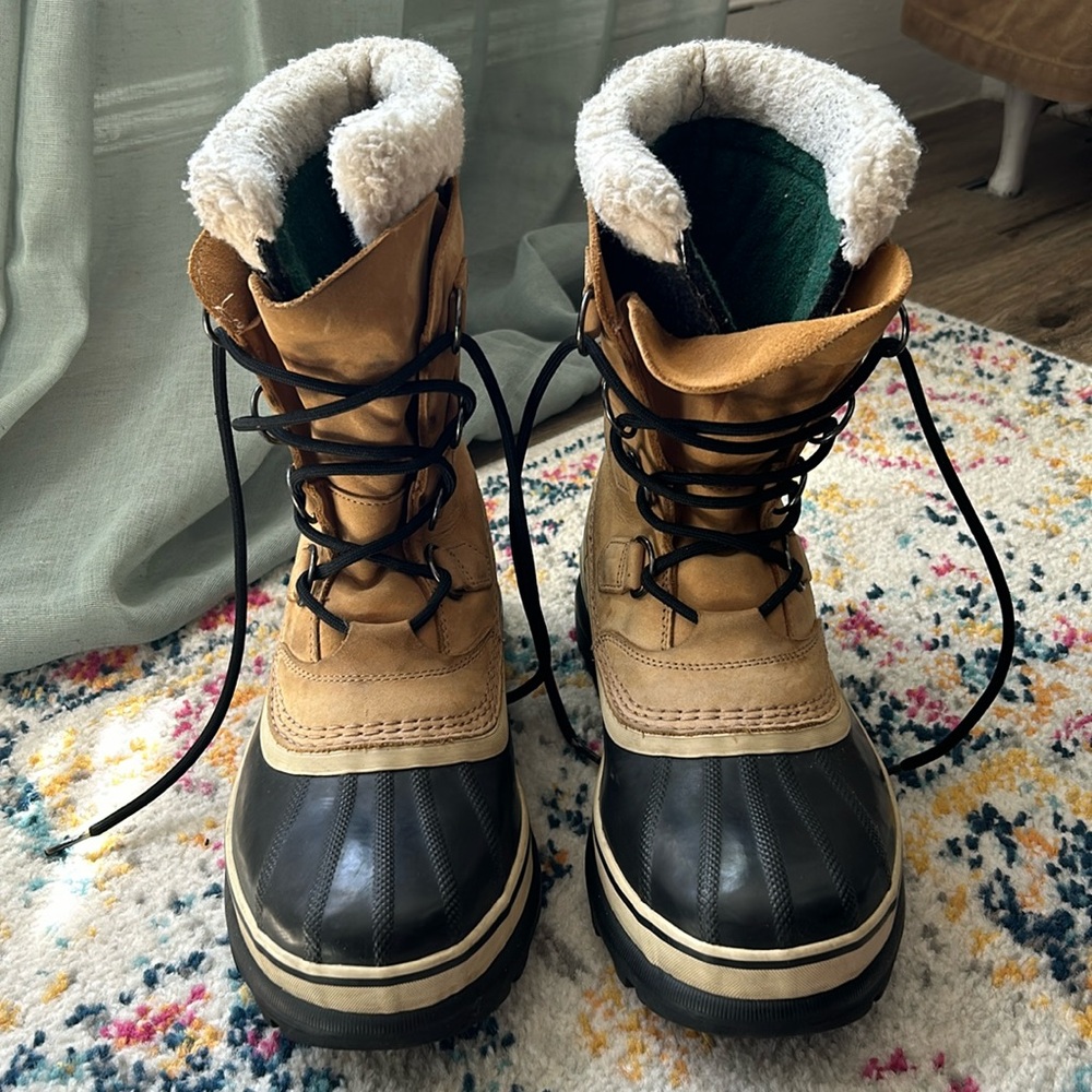 SOREL CARIBOU